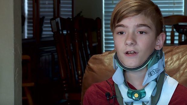 Baba həyatı bahasına nəvəsini xilas etdi - FOTO