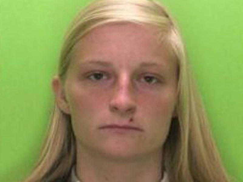 22 yaşlı qadın 3 azyaşlı ilə seksual xarakterli hərəkətlər etdi, həbs olundu - FOTO