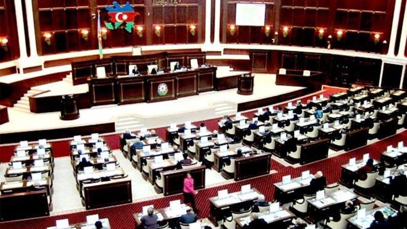 Milli Məclis Prezidentin təklifini QƏBUL ETDİ: konstitusiya qanununun 29-cu maddəsi dəyişdi