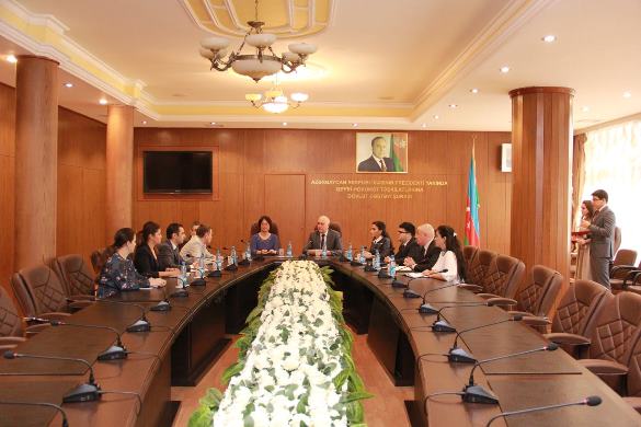 QHT Şurası BMT-nin Uşaq Fonduyla Anlaşma Memorandumu imzalayıb- FOTO