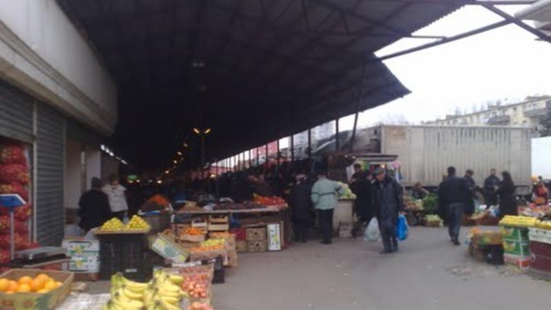 Bakının məşhur bazarında ŞOK OLAY: 4 yaşlı qız yoxa çıxdı