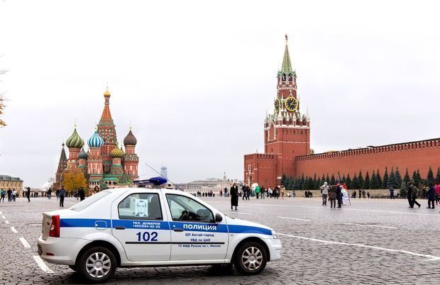 Kreml meydanında partlayış təhlükəsi - VİDEO