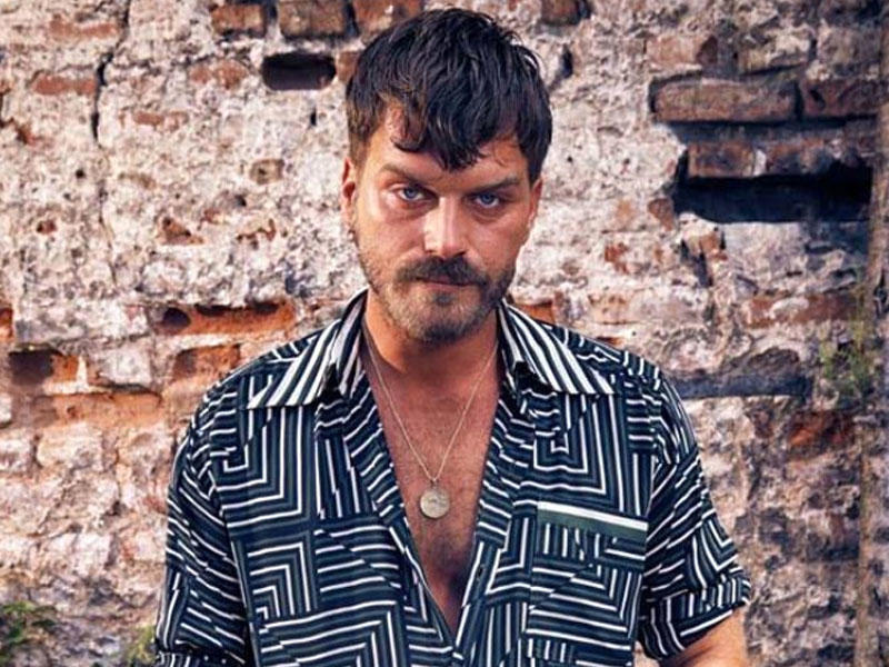 Kıvanç tanınmaz dərəcədə dəyişdi - FOTO