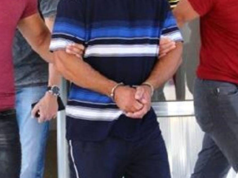 Arvadı ilə cinsi əlaqədə olan bank müdirini kəlbətinlə zorladı - VİDEOya çəkdi - FOTO