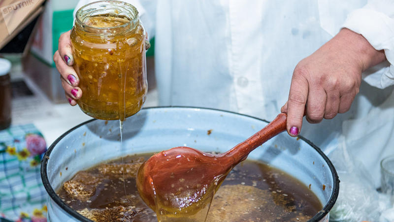 Bal yarmarkası sabah başlayır