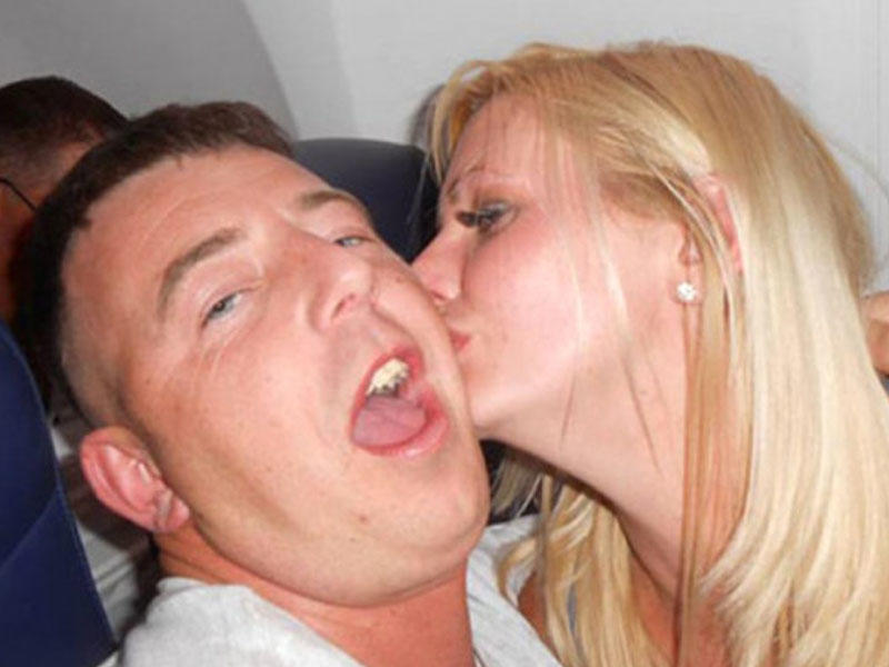 İntim şəklini keçmiş sevgilisinə göndərən qadın faciəyə səbəb oldu - FOTO