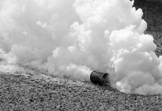 Bakıda şagird məktəbə gözyaşardıcı qaz buraxıb