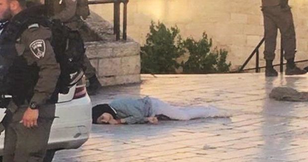 İsrail əsgərləri fələstinli qızı güllələdi - VİDEO