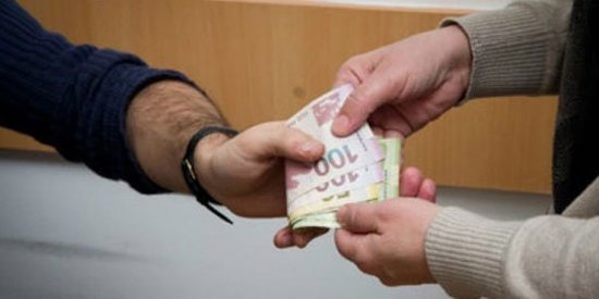 Prokurorluq əməkdaşı TUTULDU - həbsdən çıxaracağını deyib, rüşvət aldı