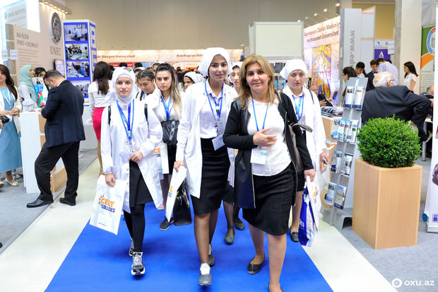 XII Azərbaycan Beynəlxalq Təhsil sərgisi açıldı - FOTOREPORTAJ