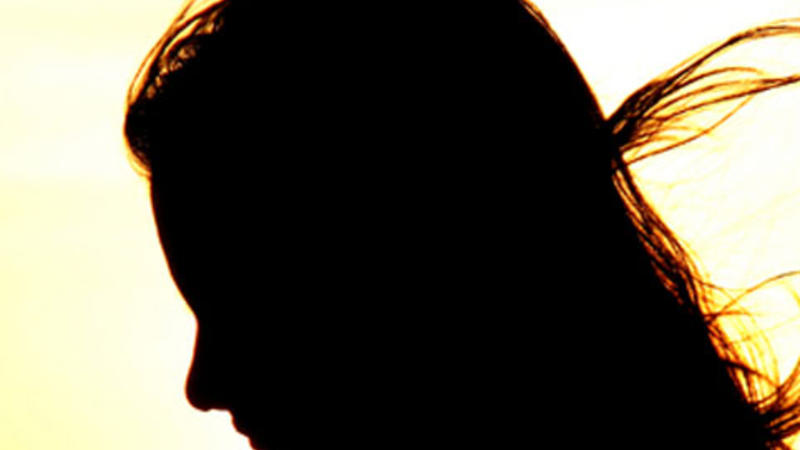 Evdən qaçan 22 yaşlı müəllimə Bakıda tapıldı