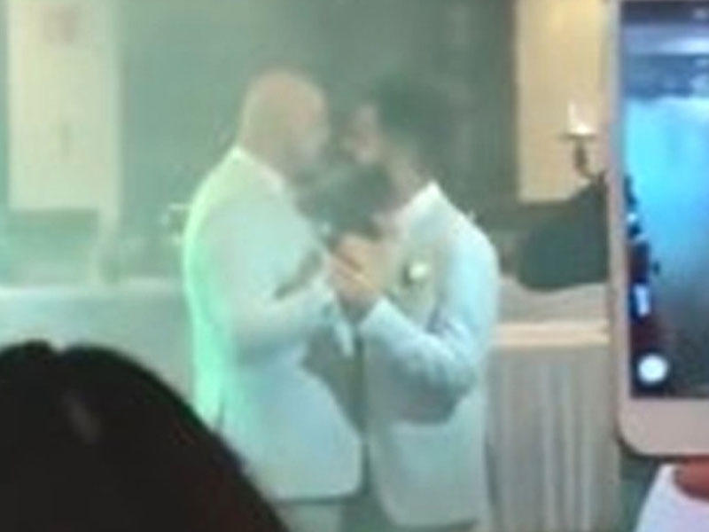 Türkiyədə bu da oldu: 2 kişi bir-biri ilə evləndi - VİDEO