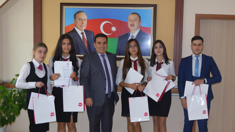 Naxçıvan MR-də təhsil alan 5 tələbə “Nar”-dan təqaüd alacaq
