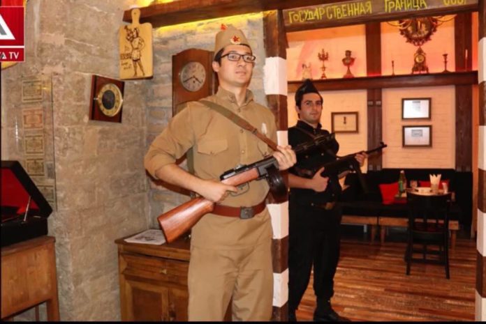 Azərbaycanda sovet repressiya rəhbərləri və faşizm təbliğ olunur