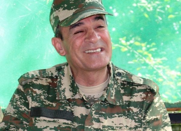 Etimad Əsədov vəfat etdi