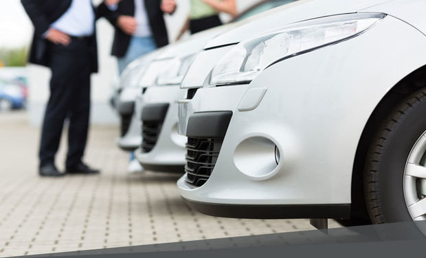 Nazirliklərin avtomobilləri satışa çıxarıldı - QİYMƏTLƏR