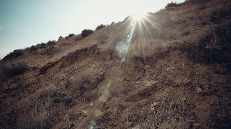 Yağış Badamdarda sürüşməni intensivləşdirdi - VİDEO