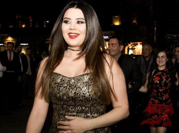 Oksana ana olduqdan sonra ilk dəfə media qarşısına çıxdı - Fotolar