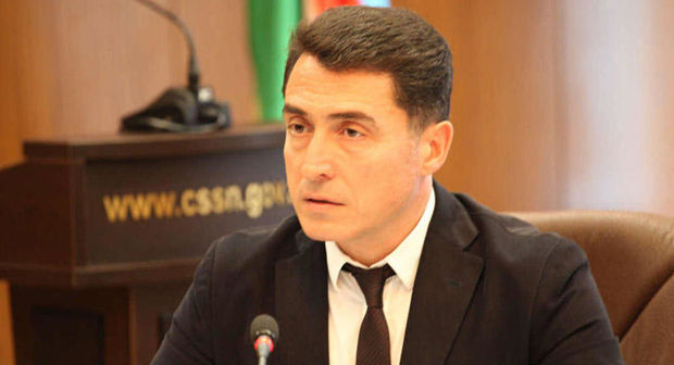 Komitə sədri hakimlər və vəkillər məsələsinə aydınlıq gətirdi