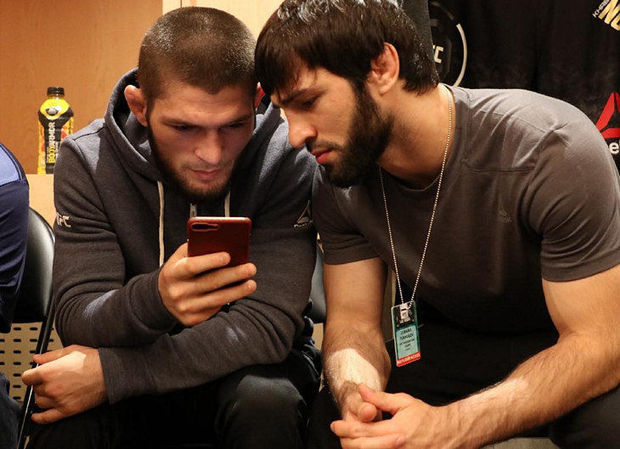 UFC Makqreqora hücum edən idmançını cəzalandırdı