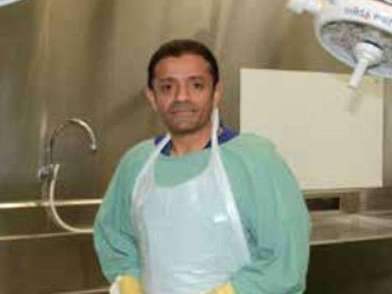 Jurnalisti mahnı sədaları altında doğrayan kişinin FOTOsu - İngiltərədə təhsil alıb