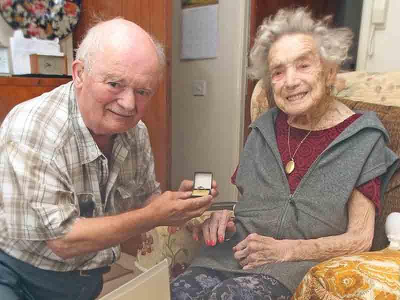 100 yaşlı nənənin toyu oldu - VİDEO - FOTO