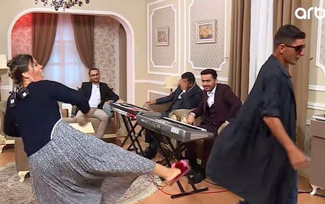 ARB-də biabırçılıq edən Mehriban Xanlarova tamaşaçıları təhqir etdi: 