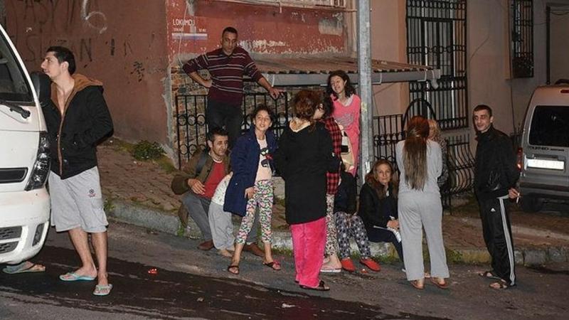 4 binada UÇMA TƏHLÜKƏSİ - Sakinlər gecə saatlarında təxliyə olundu