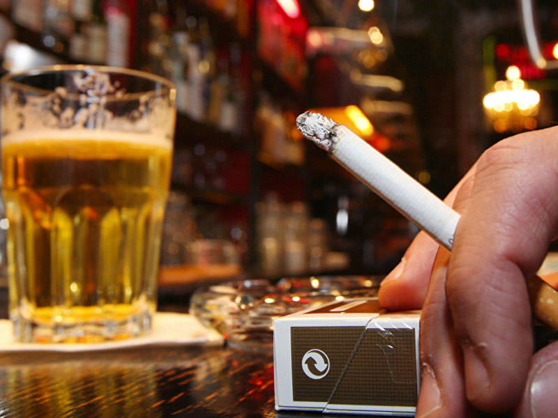 “Çəkməyin, olmaz” - Kafelərdə zəhərlənənlərə niyə göz yumurlar? - VİDEO - FOTO