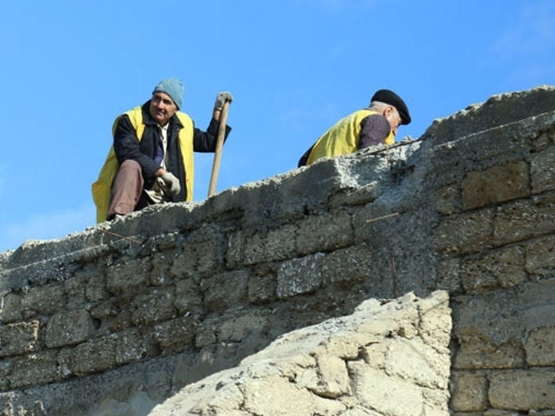 Zığda istinad divarları sökülür - Təhlükə davam edir - FOTO