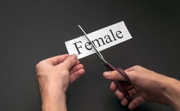 ABŞ-da sənədlərdə cinsi dəyişmək qadağan ediləcək