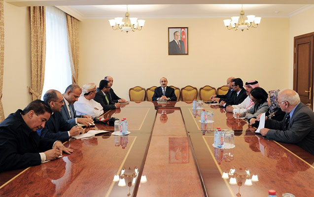 Əli Həsənov ərəb jurnalistlərlə görüşdü