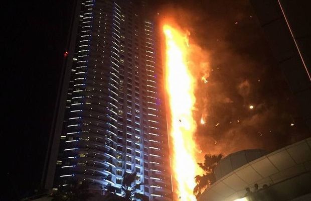 Bakıda hündürmərtəbəli binada yanğın - YENİLƏNİB + FOTOVİDEO