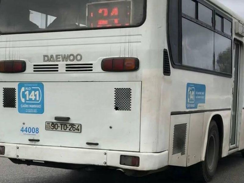 Bakıda sürücü sərnişinləri TƏHLÜKƏYƏ ATDI - VİDEO