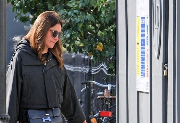 Zamirənin yeni görüntüləri yayıldı - 13 min dollarlıq it, 10 min dollarlıq geyim - FOTO