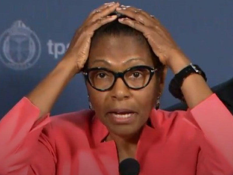 Ana oğurlanmış oğlu ilə 31 il sonra görüşüb