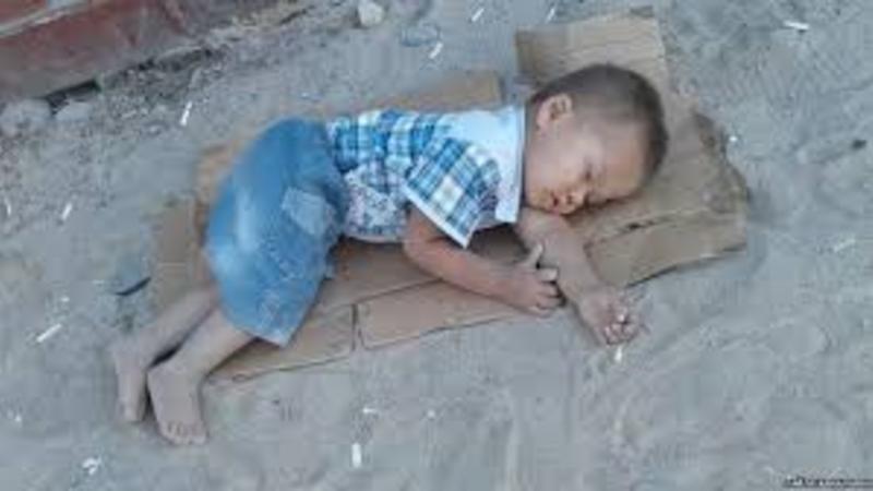 Birinci arvadı 71 yaşlı kişini 8 uşağı ilə birgə EVDƏN QOVDU VƏ... - Bakıda KÜÇƏDƏ QALDI