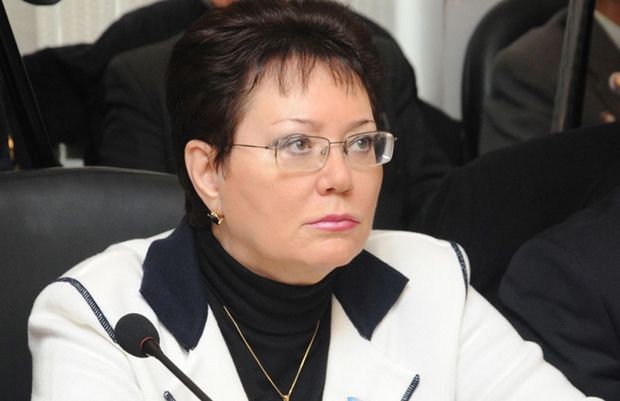 Xalq yazıçısı: Buradakı “inkişaf” sözü acı gülüş doğurur