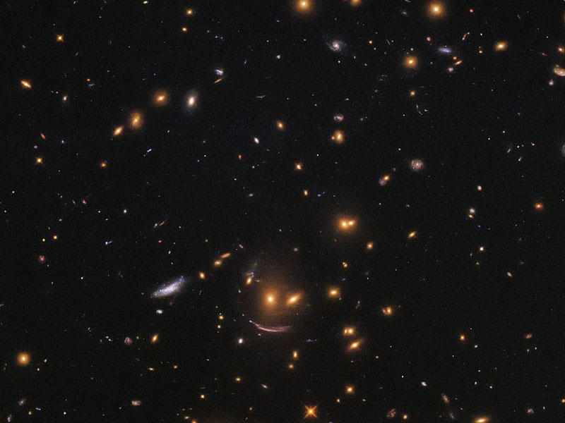 Kainatın ən bəxtəvər yeri tapıldı - FOTO