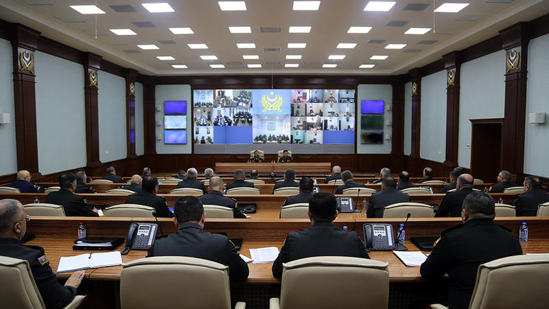 Zakir Həsənov xidməti müşavirə keçirdi