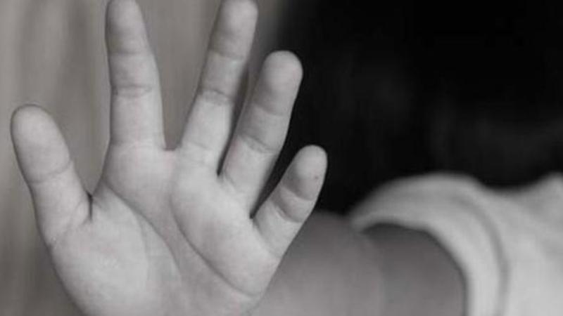 Atadan 15 yaşlı qızına qarşı İYRƏNC HƏRƏKƏT: 10 il boyunca zorladı, sonra... - ŞOK TƏFƏRRÜAT