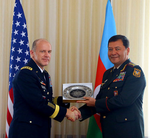 ABŞ generalı: Azərbaycan sülhməramlıları Əfqanıstanda fərqlənirlər - FOTO