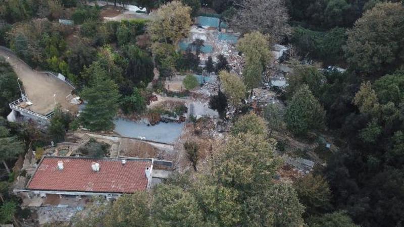 Adnan Oktarın qanunsuz tikililəri tamamən söküldü - FOTO