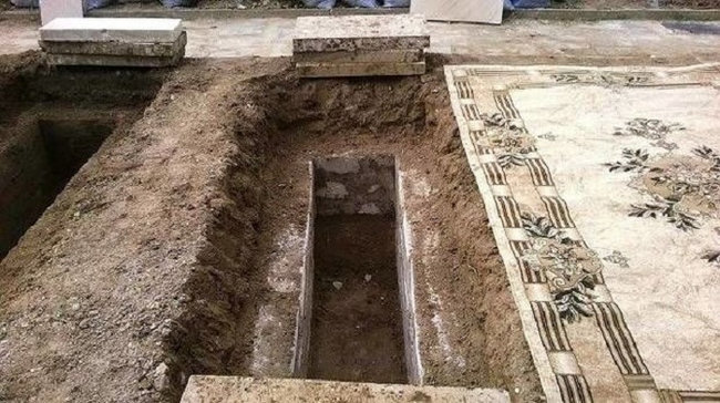 Bakı sakini qəbir qazdığı vaxt ölüb