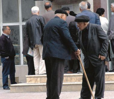 “Əmək pensiyaları haqqında” qanun dəyişdirilir