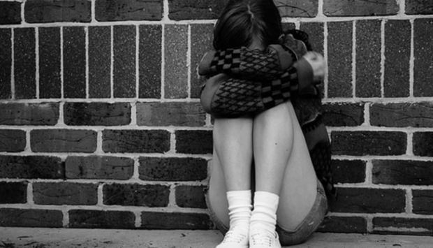 Dayısı tərəfindən zorlanan qızın həyatı təhlükə qarşısındadır