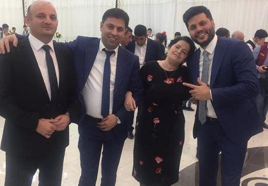 Zaur Kamal ailəsi ilə foto paylaşdı
