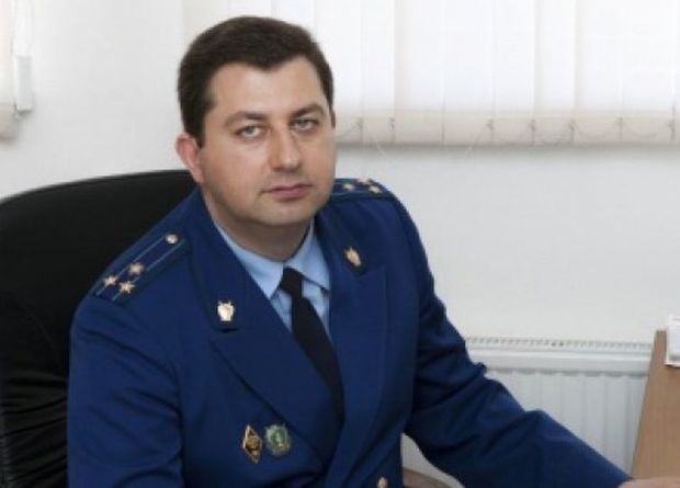 Azərbaycanlı rüşvət verdi, rusiyalı prokuror işdən qovuldu