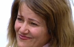 Xoşqədəmi̇n veri̇li̇şi̇ndə ana olmaq i̇stəyən 50 yaşlı qadını bi̇abır etdi̇lər – vi̇deo