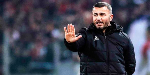 Qurban Qurbanova açıq suallar: İki komandaya eyni vaxtda...